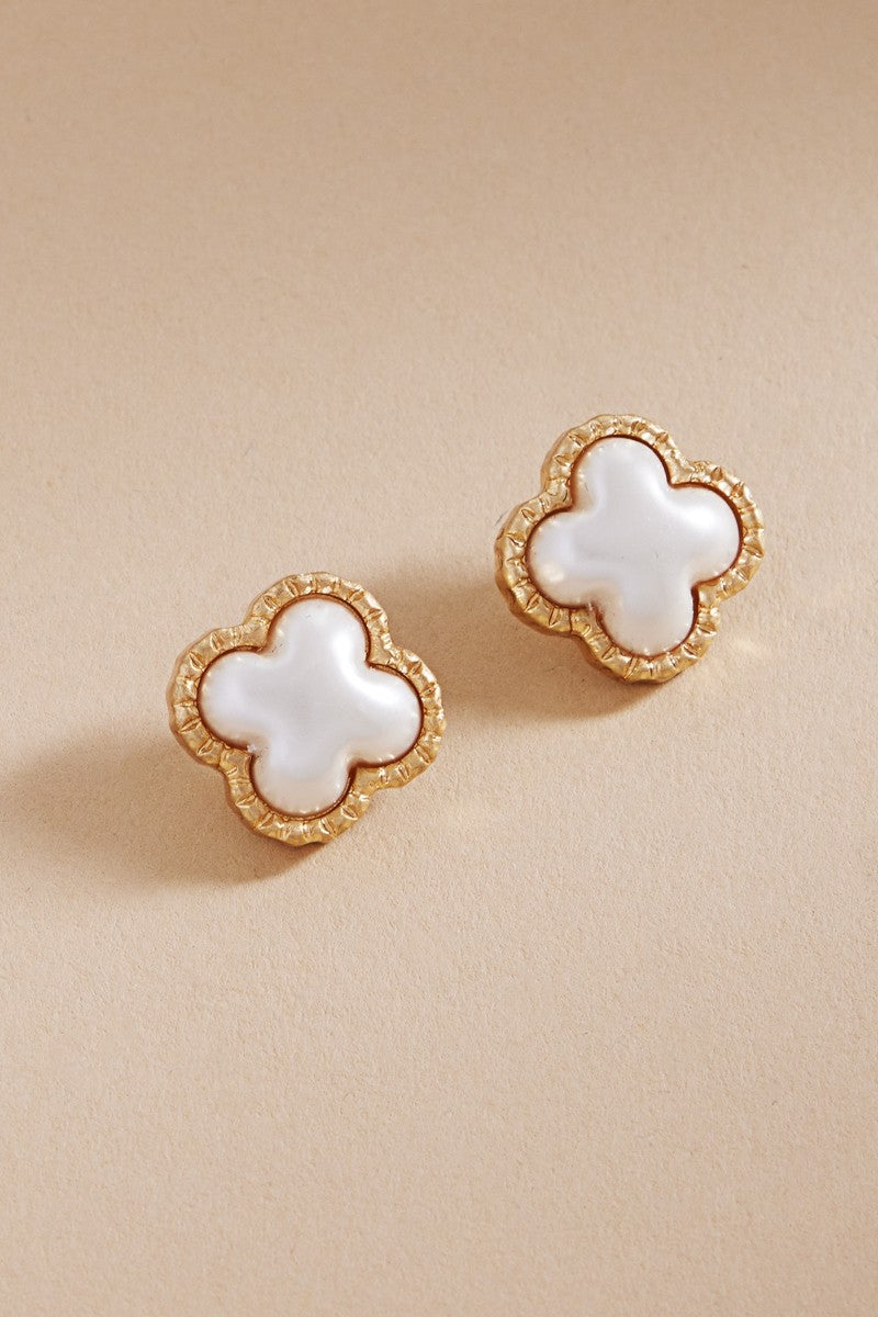 Clover Pearl Earrings